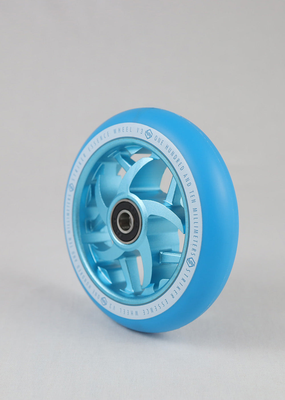 Striker Essence V3 Clear