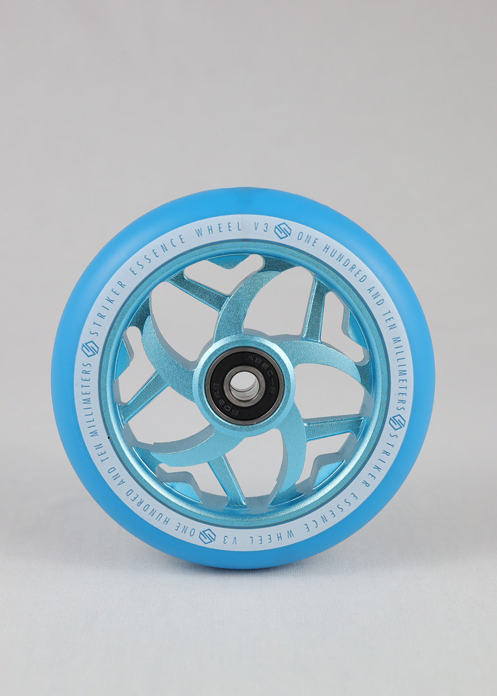 Striker Essence V3 Clear