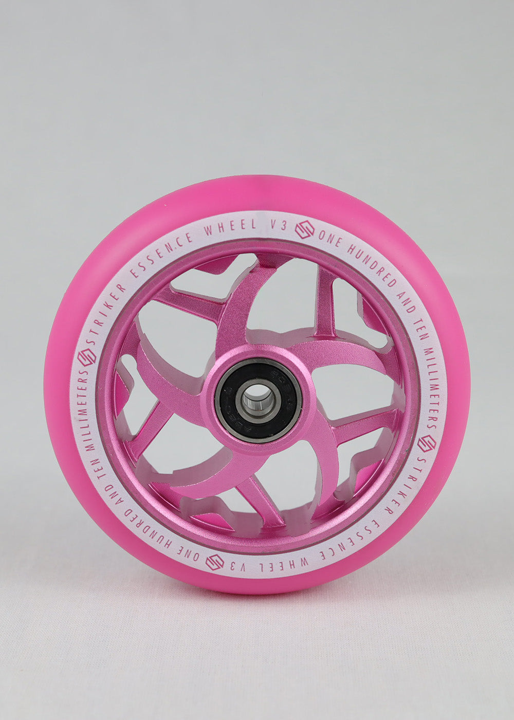 Striker Essence V3 Clear